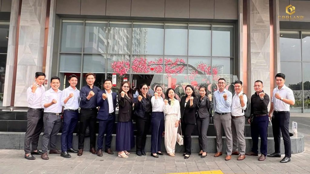 Châu Đại Dương site tour The Gió Riverside